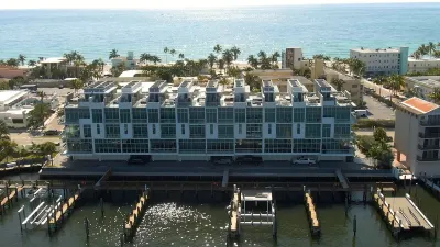 5-Story Condo W/ King Bed Jacuzzi W/ Ocean View!