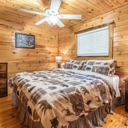 NC Cabin in Bryson City, Near NOC and Hiking! Smokey Mountains