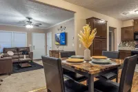 FT Moore Beautiful Cozy Oasis