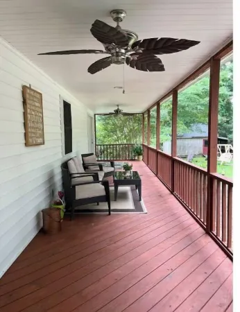 Cozy, Clean, and Comfortable 3 Bedroom/ 2.5 Bath Home in Sneads Ferry,