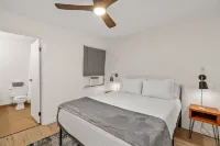 Family Condo with Queen Beds & Ocean Views from 3 Lanais!