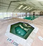 Brand New Waterfront Cottage Fishing/Boat Lift/Resort Hotels in Port Isabel