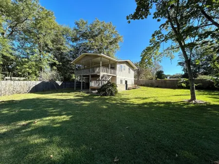 Guest House in the Heart of Old Town Daphne, AL