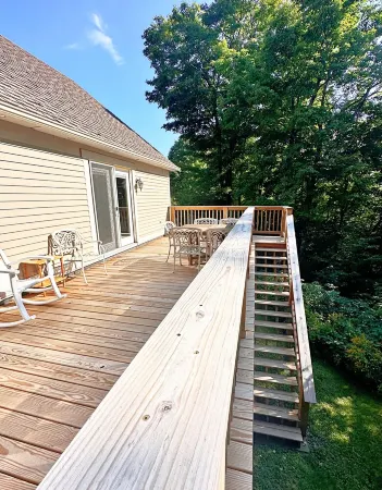 Cozy Apt 1/2 Mile to Jay Peak Resort