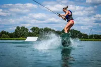 Completely remodeled luxury 3 bedroom, 3 bathroom House in quiet country setting Hotel a Kickapoo Township