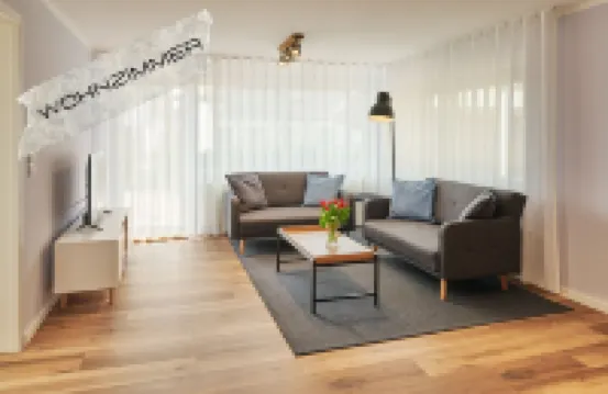 Spacious vacation apartment in a central and quiet location with terrace