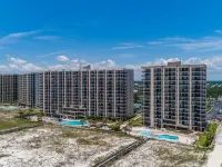"BEACHFRONT" 4th Floor Condo ~ Phoenix East ~ Balcony ~ ORANGE BEACH OCEANFRONT - Private Pools