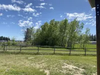 French Country Farmhouse -15 min from Glacier NP-Whitefish Mtn, & Flathead Lake!