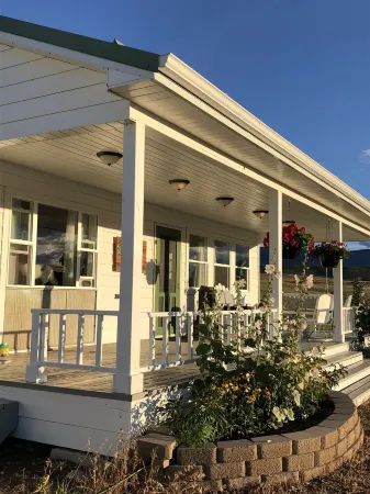 It's summer in Montana! Farmhouse Style Home and Bunk House