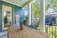 River View Luxury with Heated Pool & Take Ferry to French Quarter