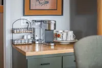 Lake Vermillion's Pike Bay Prime Snowmobiling/Skiing/Fishing Location 聖路易斯縣住宿飯店