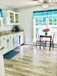 Mountain Retreat: Pool, Hot Tub & Spacious, Family-Friendly Comfort