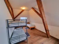 Ferienwohnung Jesus - Großzügiges Loft mit Blick auf Burg und Kirchturm فنادق في Kevelaer