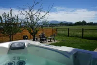 Bozeman Basecamp - Full House - Backyard - Hot Tub