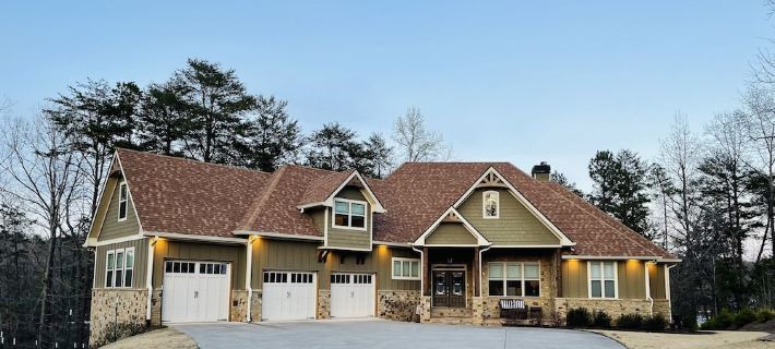 Luxury Lake Lanier Estate + Double Dock Hotels in Hall County