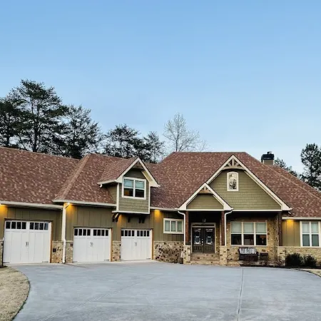 Luxury Lake Lanier Estate + Double Dock