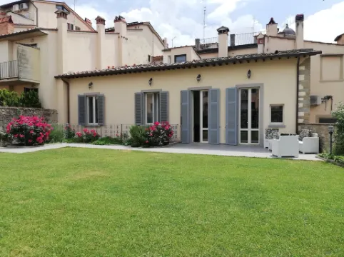Holiday House 4/8 sleeps - House of Pietro Aretino, Arezzo historic center