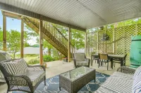 NEW Spacious Lakehouse Retreat +private pier