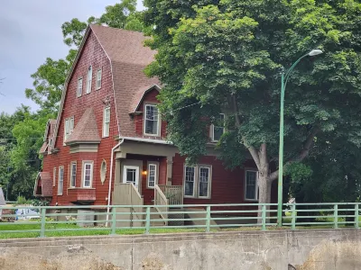 Historical Home Close To Downtown