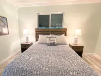 Unwind at Our Beautifull Dog Friendly Beach with Private Access! Hotels in Wabasso Beach