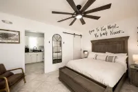 The Cozy Little Cottage!