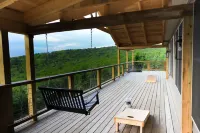 Secluded Mountain Cabin with Spectacular Views- Hiker's Dream
