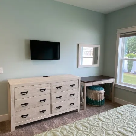 All dogs OK, infant/kid friendly, golf cart incl, 0.5 mi to beach