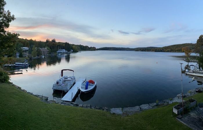 Relaxing Lake House - Enjoy the Sun and Fun!!!