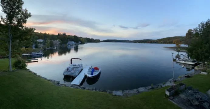 Relaxing Lake House - Enjoy the Sun and Fun!!!