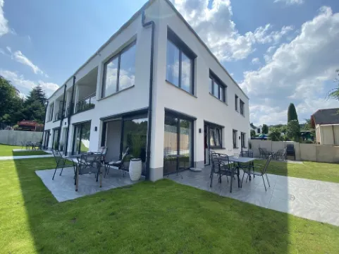 Apartments-Saaldorf WG1 with terrace and view of the reservoir Отели в г. Заале-Орла