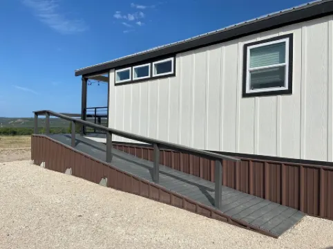 Peaceful and Quiet Place to Relax on 20 acres just 5 minutes from town