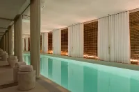 Brach Madrid - Evok Collection