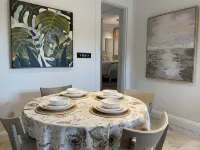 LE PETIT - 5 min. Walk to Lake Resort or Downtown Hotels in Canandaigua