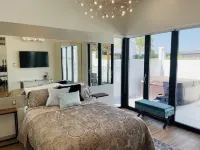 Modern luxury vacation home Hotel a Linn Township