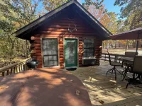 4 Moose Lodge ROMANTIC Log Cabin in the woods. Hot Tub & Wood Burning Fire Place