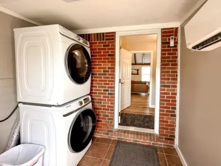 Peaceful home with a close proximity to downtown, sports park, and more