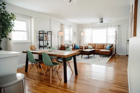 Charming Oak Hill Getaway Near the New River Gorge