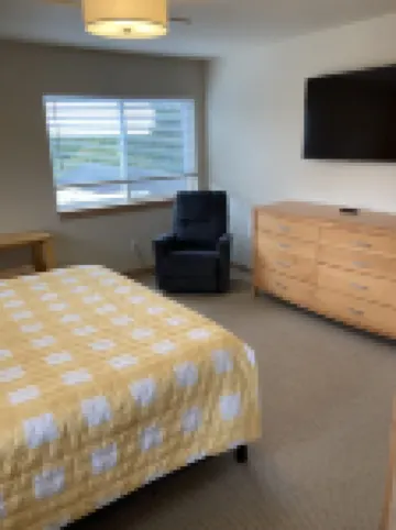 Family Fun Near Ocean Shores—Hot Tub, Elevator & Easy Dune Walk to Beach