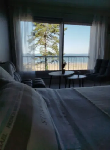 Remarkable residence facing the wonderful Bay of Douarnenez! Hoteles en Douarnenez