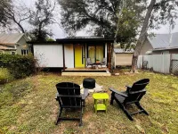 THE GREENROOM, FUNKY music themed tiny home, walking distance to downtown! Hotele w: Bosque County