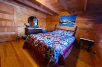 Cozy Amish built cabin in the heart of the Kickapoo Valley Reserve State Park.
