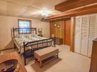 Rustic Hills Retreat...a scenic home on beautiful lake front property. Hotels in Branch County