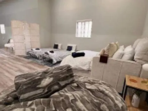 The Retreat: HotTub/FirePit/Wineries/Beach/Nature Hotels in Lake Charter Township