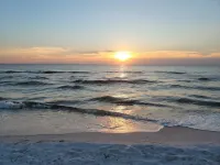 Cape Me Away-Gulf View, End Unit only 60 STEPS TO BEACH *Beach Chairs/Cart