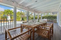 Blue Banyan Boathouse w/POOL/DOCK!