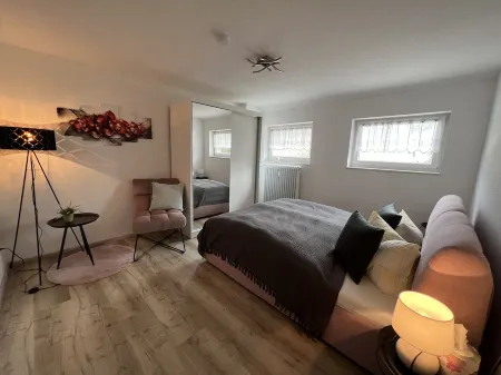 Idyllic holiday home in the heart of the climatic health resort of Höchenschwand Отели в г. Хёхеншванд