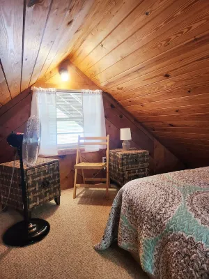 Reel Simple Lakefront Cabin Has Kayaks for Guests to Enjoy on the Lake!