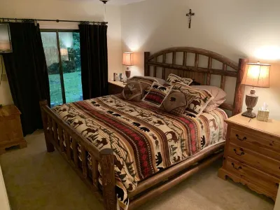 Winterplace Condo Steps away from slopes Hotels near Okemo Mountain Resort