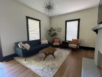 Cozy 2-bedroom Mid Century Modern house in Great Falls