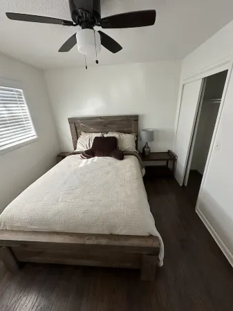 3 BD + 2BA House iin Harrison. Convenient location. Отели рядом с достопримечательностью «Библиотека Бун»